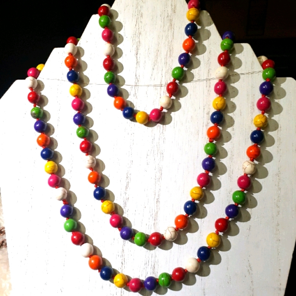 Colorful infinity Howlite beaded Necklace